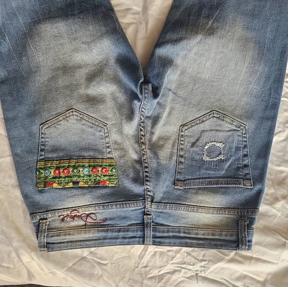 Desigual Pakaian Jada Wanita Embroidered Blue Jeans for Women - Picture 8 of 10